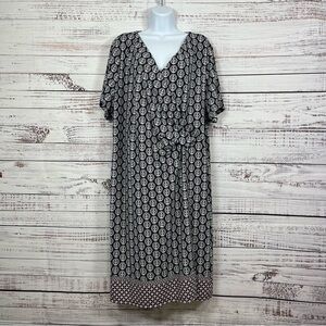 Talbots Blue Geometric V Neck Short Sleeve Shift Dress